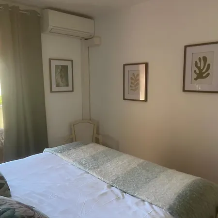 Magnifique A Cassis,parking,2 Pas Du Port Appartement Cassis